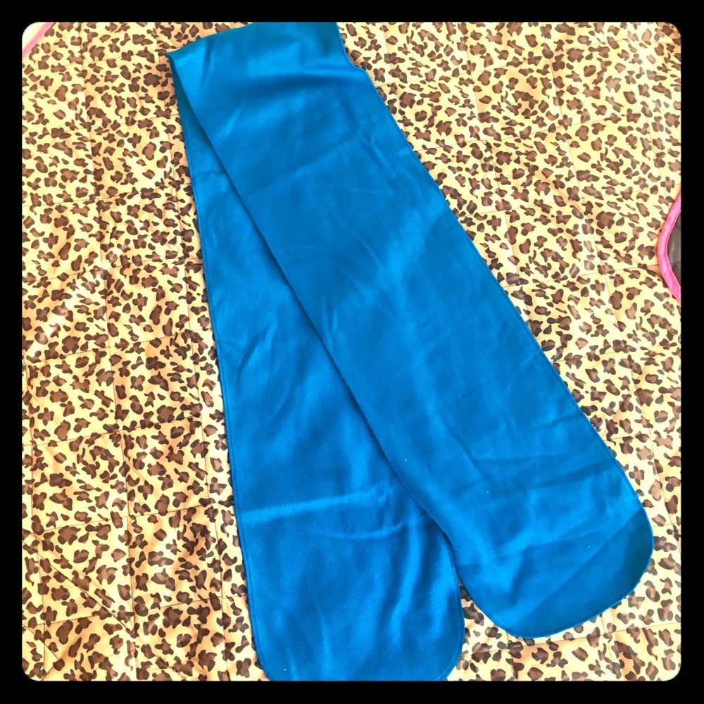 NWOT Augusta sport fleece Royal blue scarf